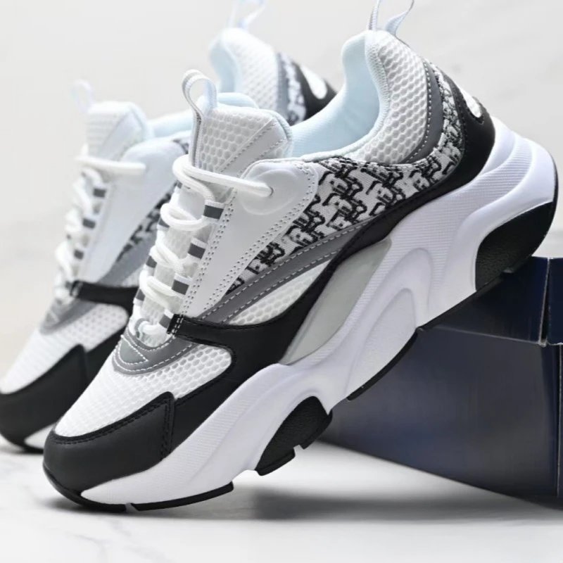 B22 White Black Stripe