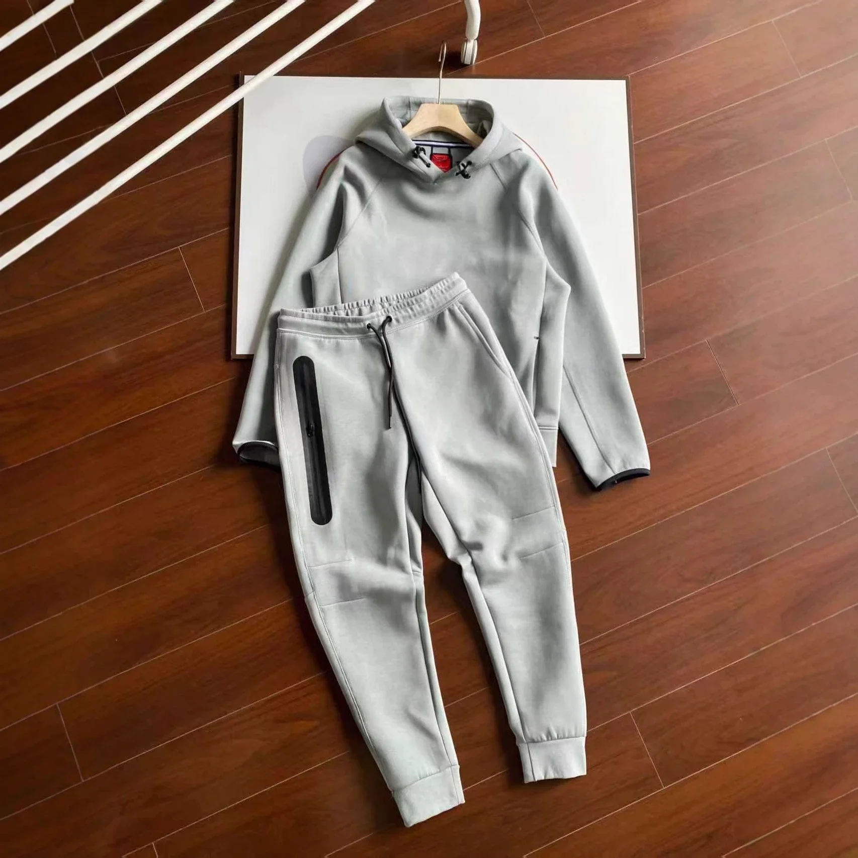 Nike's Tech Fleece (Windrunner) sportswear collection is one of the brand's most classic and instantly recognizable athleisure lines..