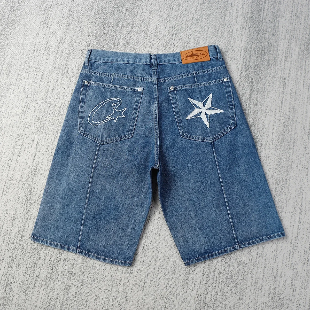 American-Style Star-Embroidered Washed Denim Wide-Leg Shorts - rep szorty