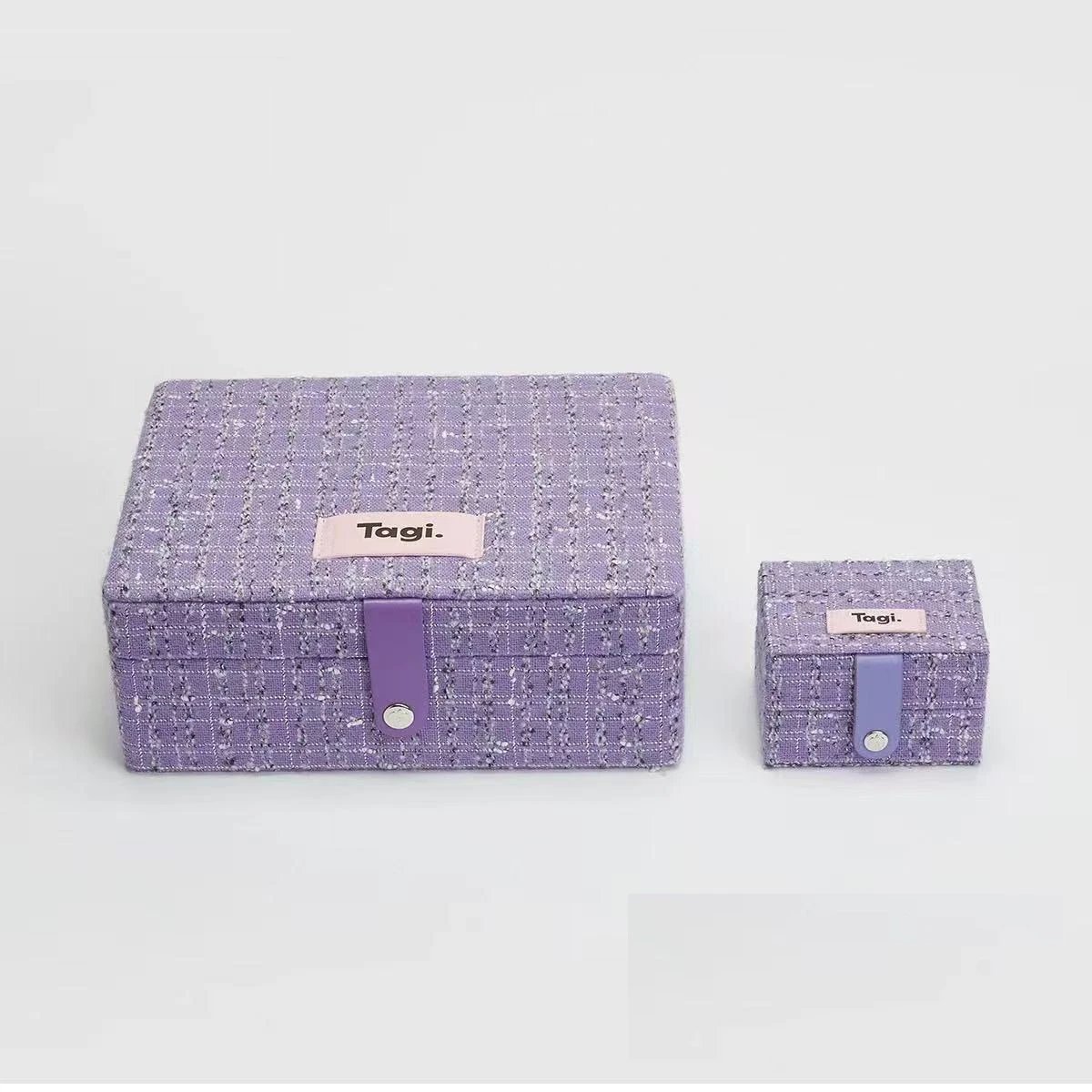 Tagi Uncategorized Tweed Jewelry Box Set — Taro Plaid Suit