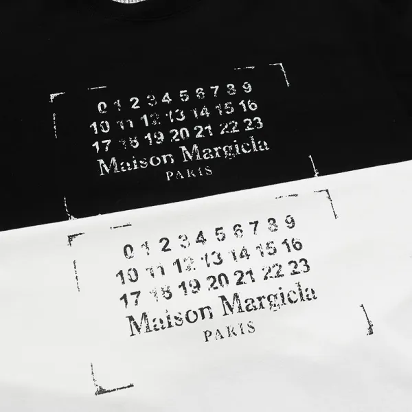 Maison Margiela Tabi Number 6 Black T-Shirt - 19