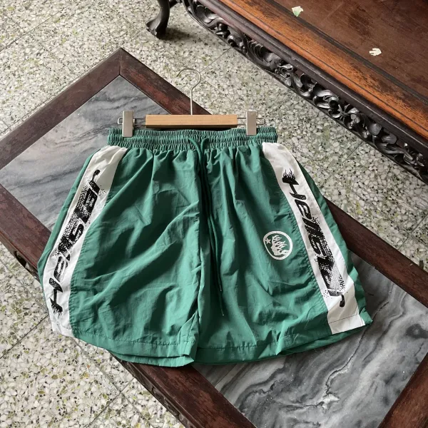 Hellsing Track Shorts Green - 1