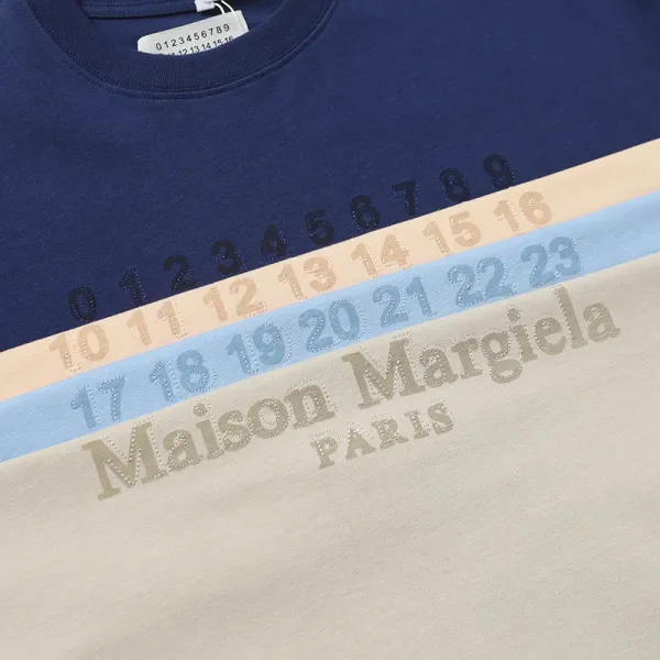 Maison Margiela Tabi Number 6 Black T-Shirt - 23