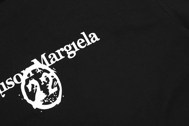Maison Margiela T-Shirts Number Logo Graphic product detail image 36