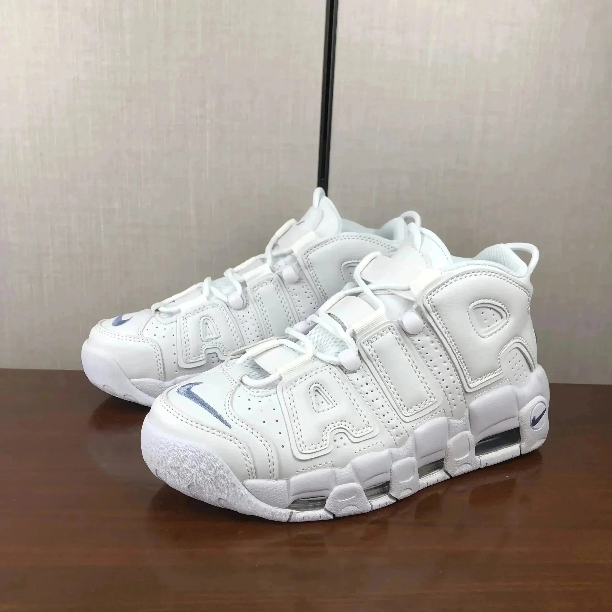 Product view 24
