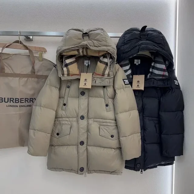 Ralph Lauren Down Jackets Quilted puffer jacket with removable hood product detail image 9