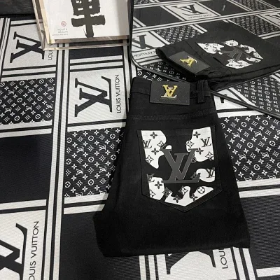 LV Jeans