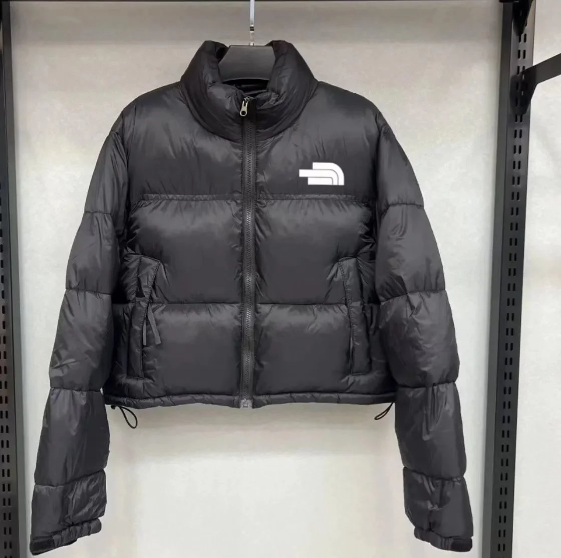 7 (Black)