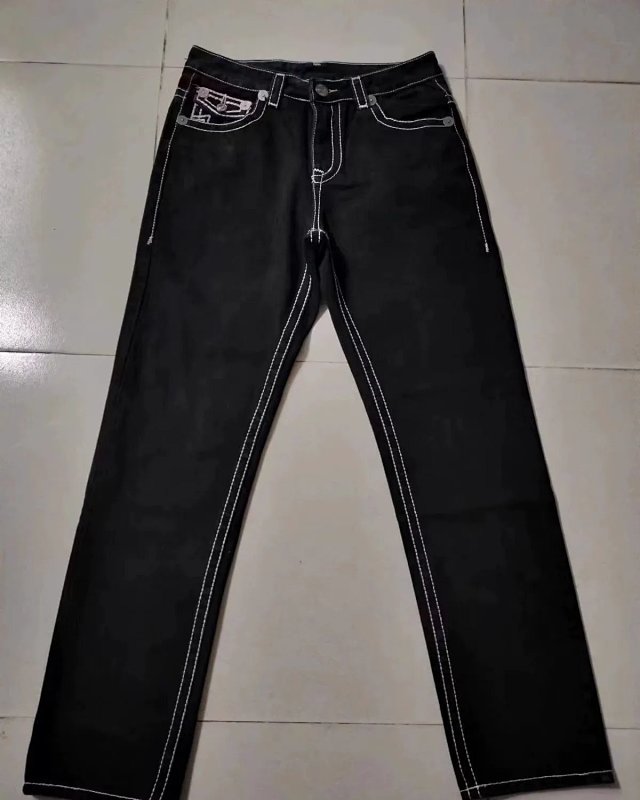 True Religion Jeans: seller detail photo 2