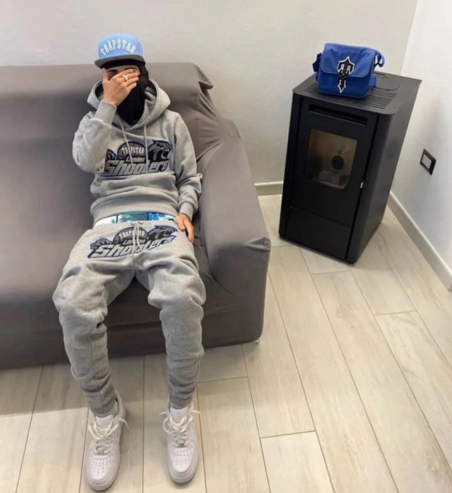 Trapstar Hoodie: seller detail photo 6