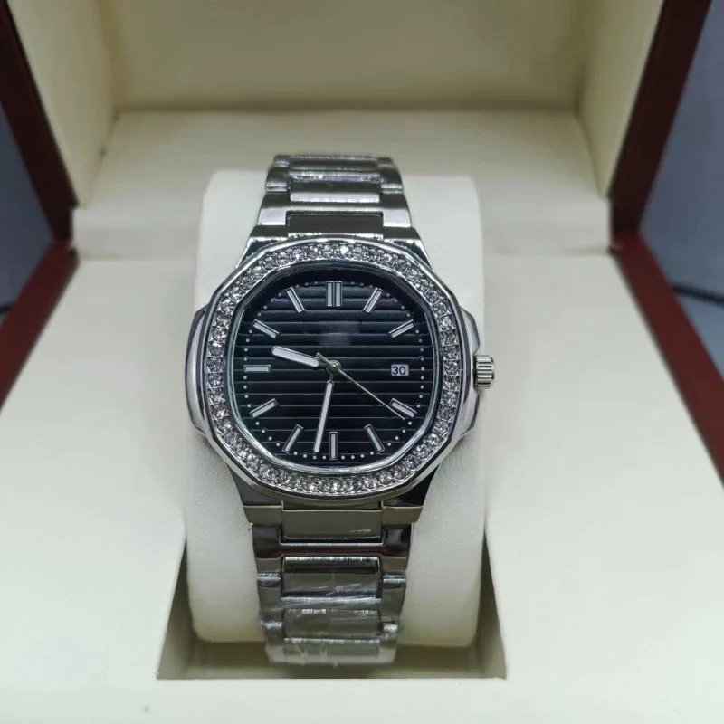 Diamond Grenade Set Steel - Black Dial