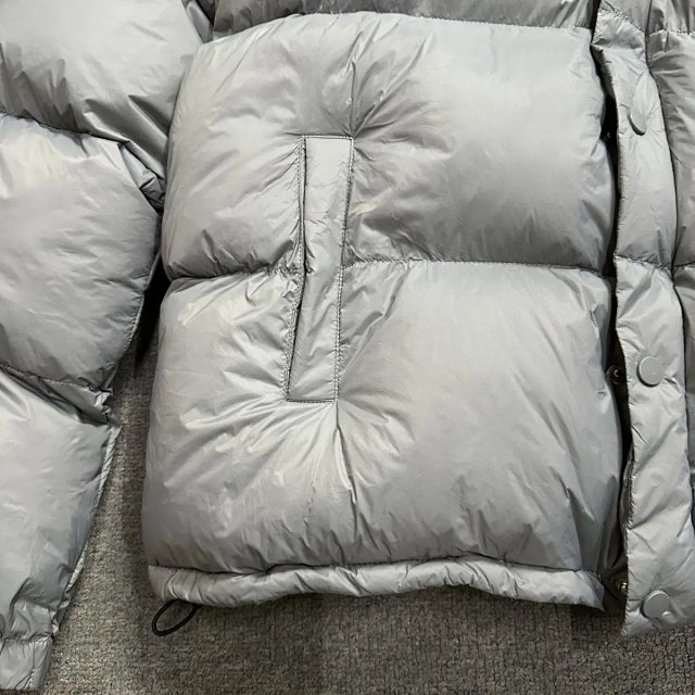 Corteiz Puffer Jacket: seller detail photo 11