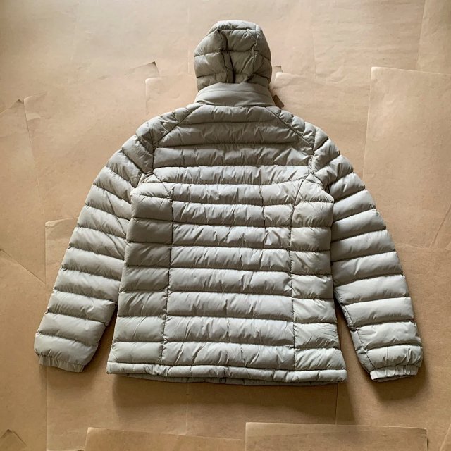 Patagonia Puffer Jacket: seller detail photo 7