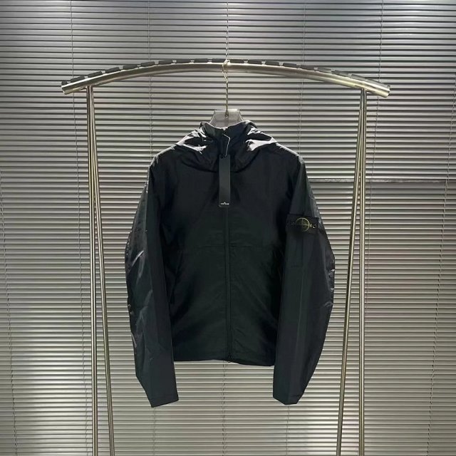Stone Island Jacket: seller detail photo 14