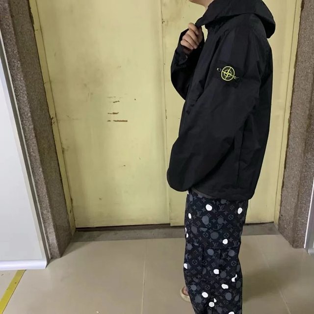 Stone Island Jacket: seller detail photo 5