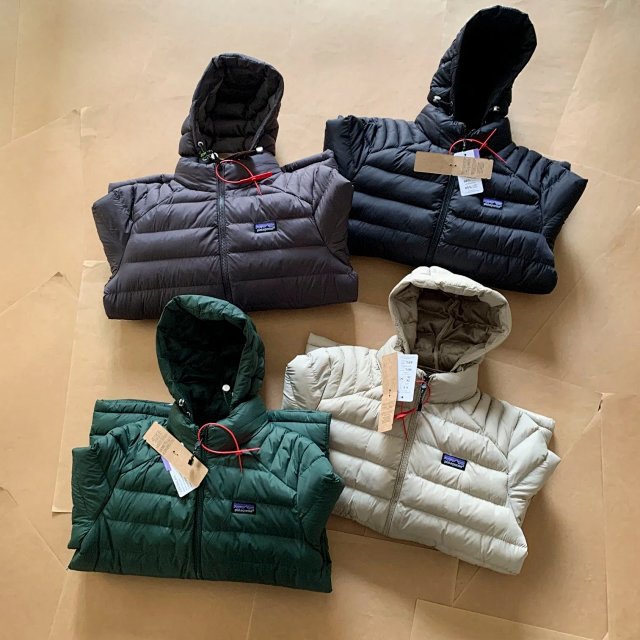 Patagonia Puffer Jacket: seller detail photo 1