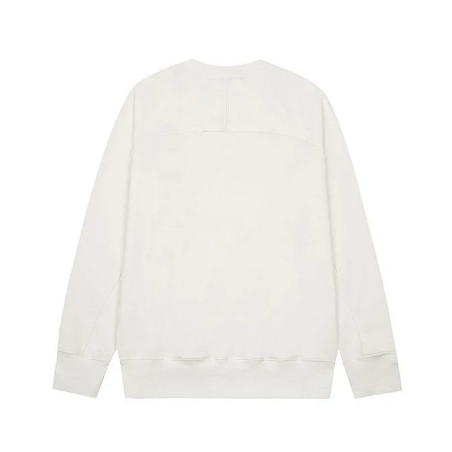Ami Sweater: seller detail photo 4