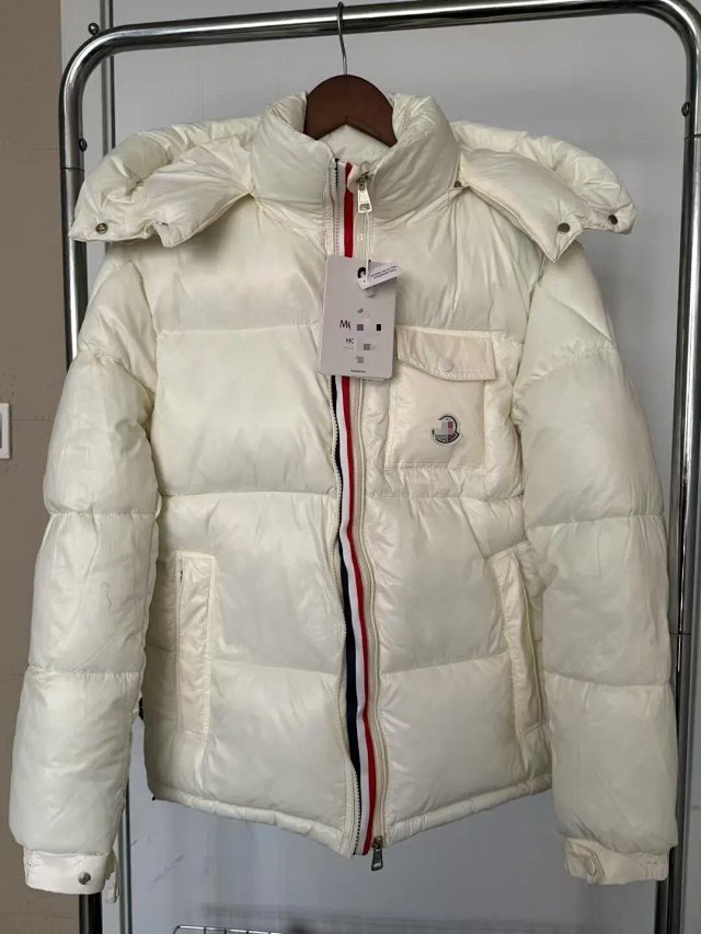 Moncler Puffer Jacket: seller detail photo 12