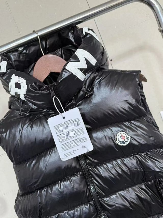 Moncler Puffer Jacket: seller detail photo 14