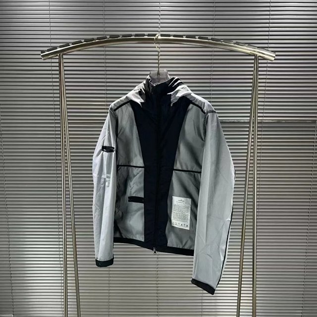 Stone Island Jacket: seller detail photo 12