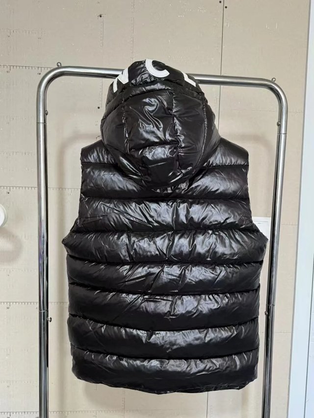 Moncler Puffer Jacket: seller detail photo 13