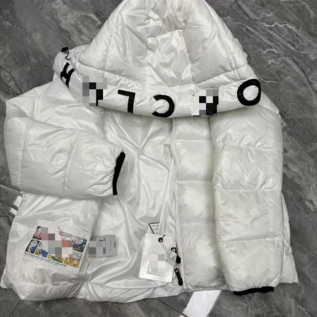 Moncler Puffer Jacket: seller detail photo 4