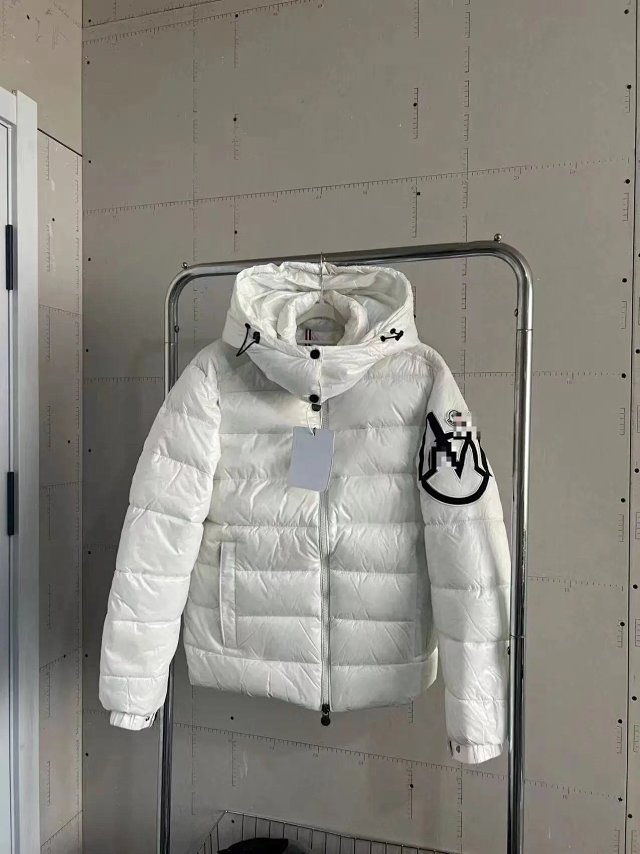 Moncler Puffer Jacket: seller detail photo 6