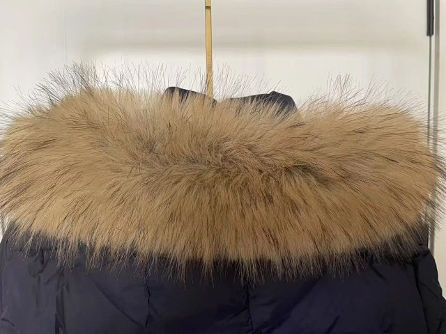 Moncler Puffer Jacket: seller detail photo 10