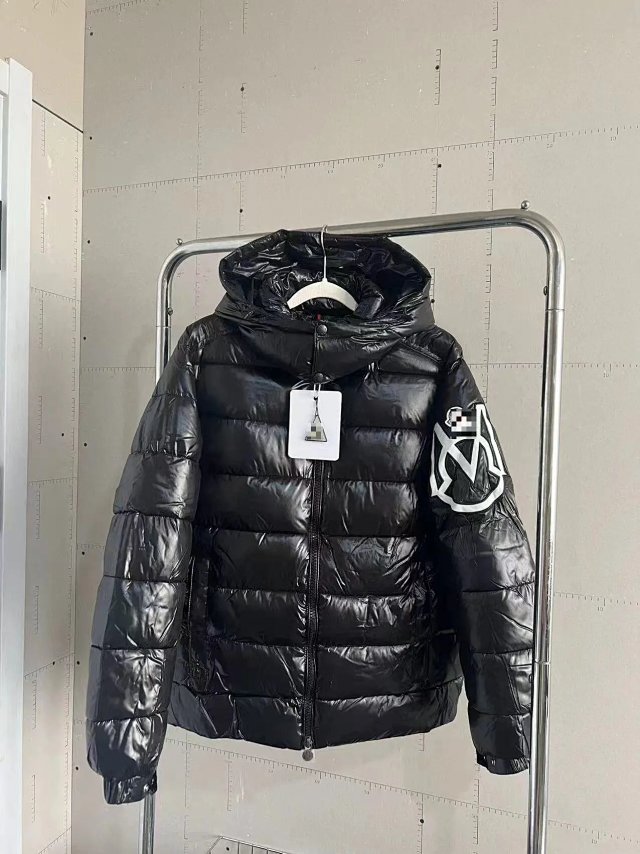 Moncler Puffer Jacket: seller detail photo 5