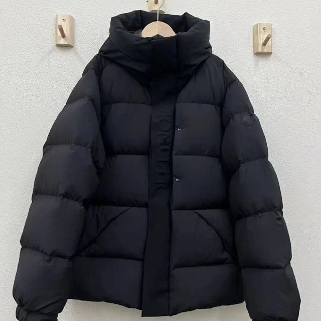 Moncler Puffer Jacket: seller detail photo 7