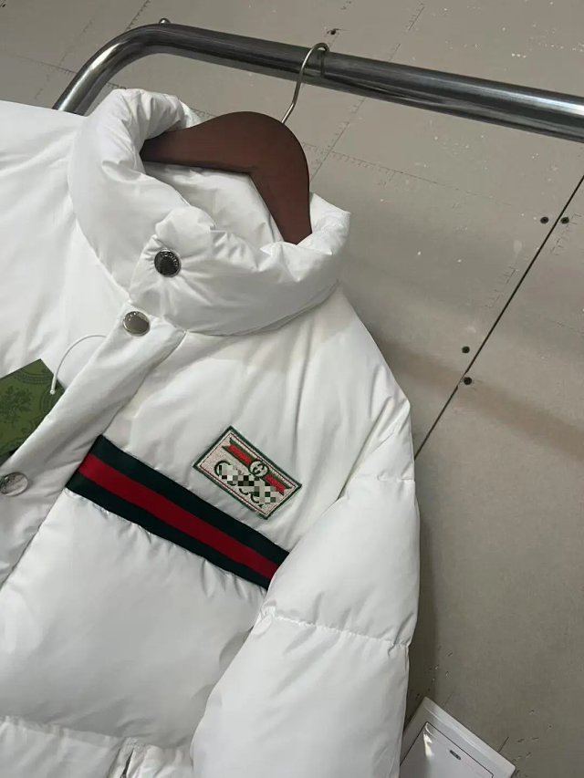 Gucci Puffer Jacket: seller detail photo 8
