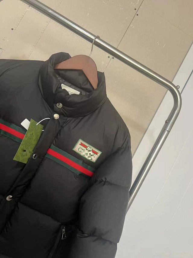 Gucci Puffer Jacket: seller detail photo 11