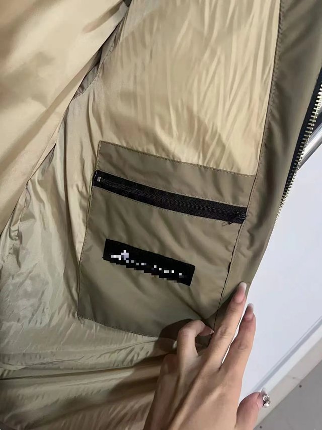 Moose Knuckles Puffer Jacket: seller detail photo 11