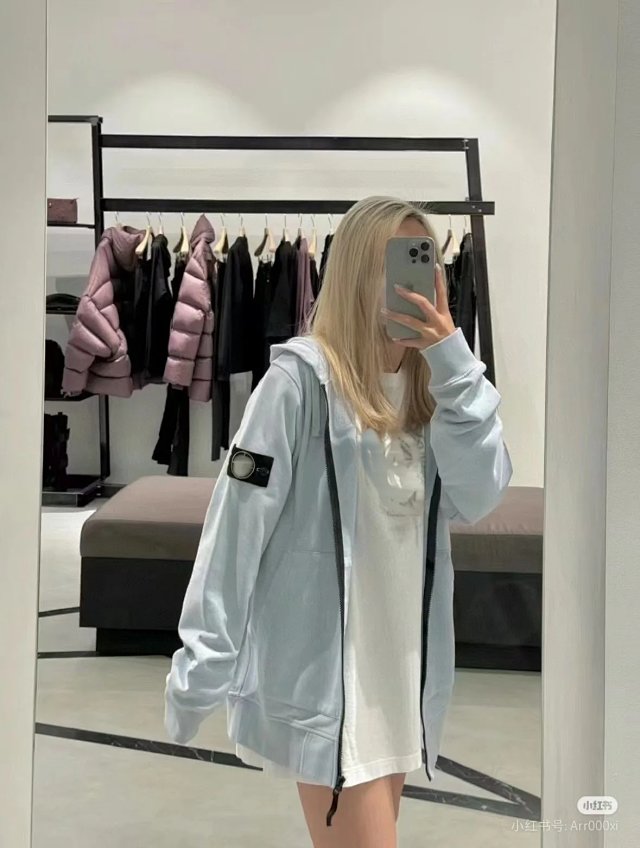 Stone Island Zip Hoodie: seller detail photo 6