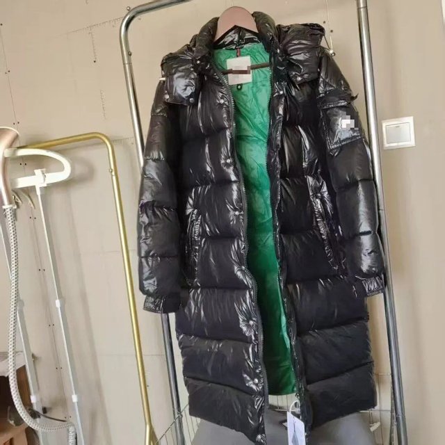 Moncler Puffer Jacket: seller detail photo 6