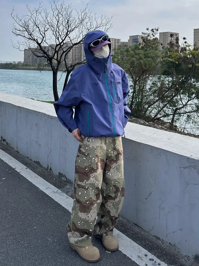 Patagonia Jacket: seller detail photo 2