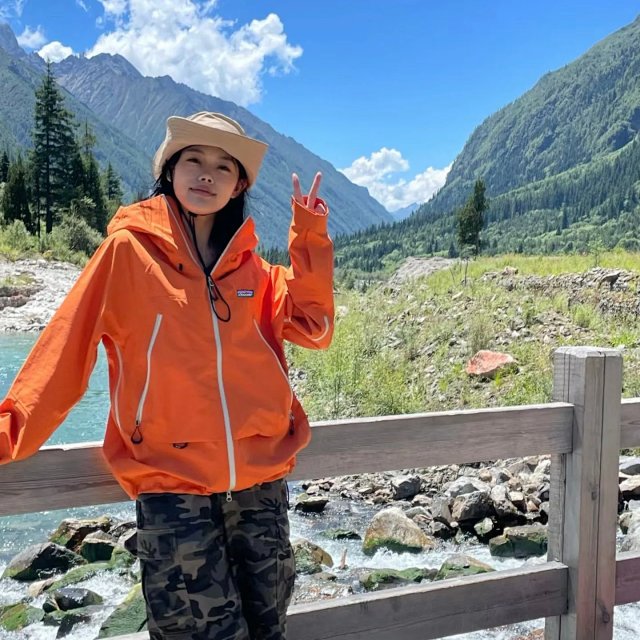 Patagonia Jacket: seller detail photo 3