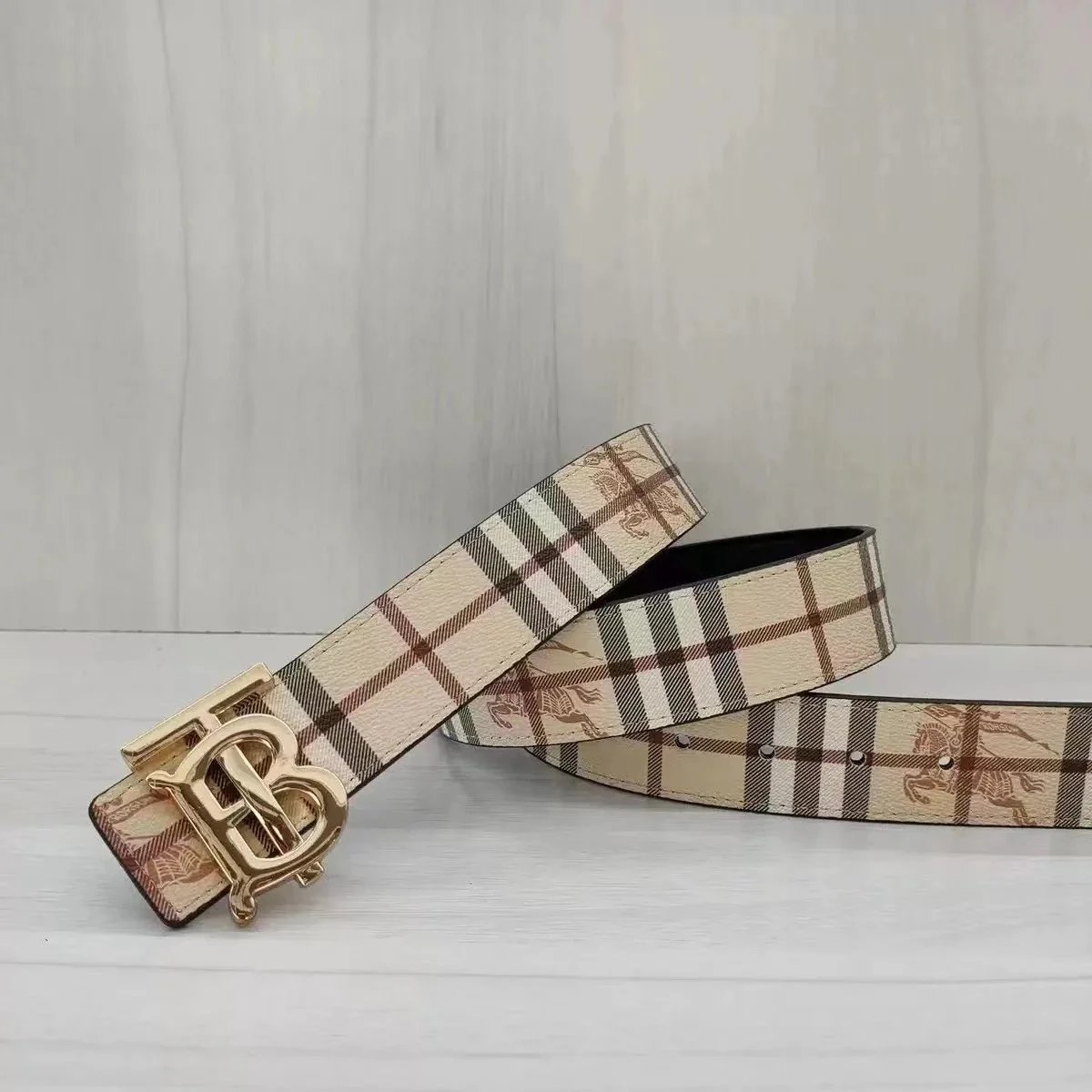 B家 款式三 金扣