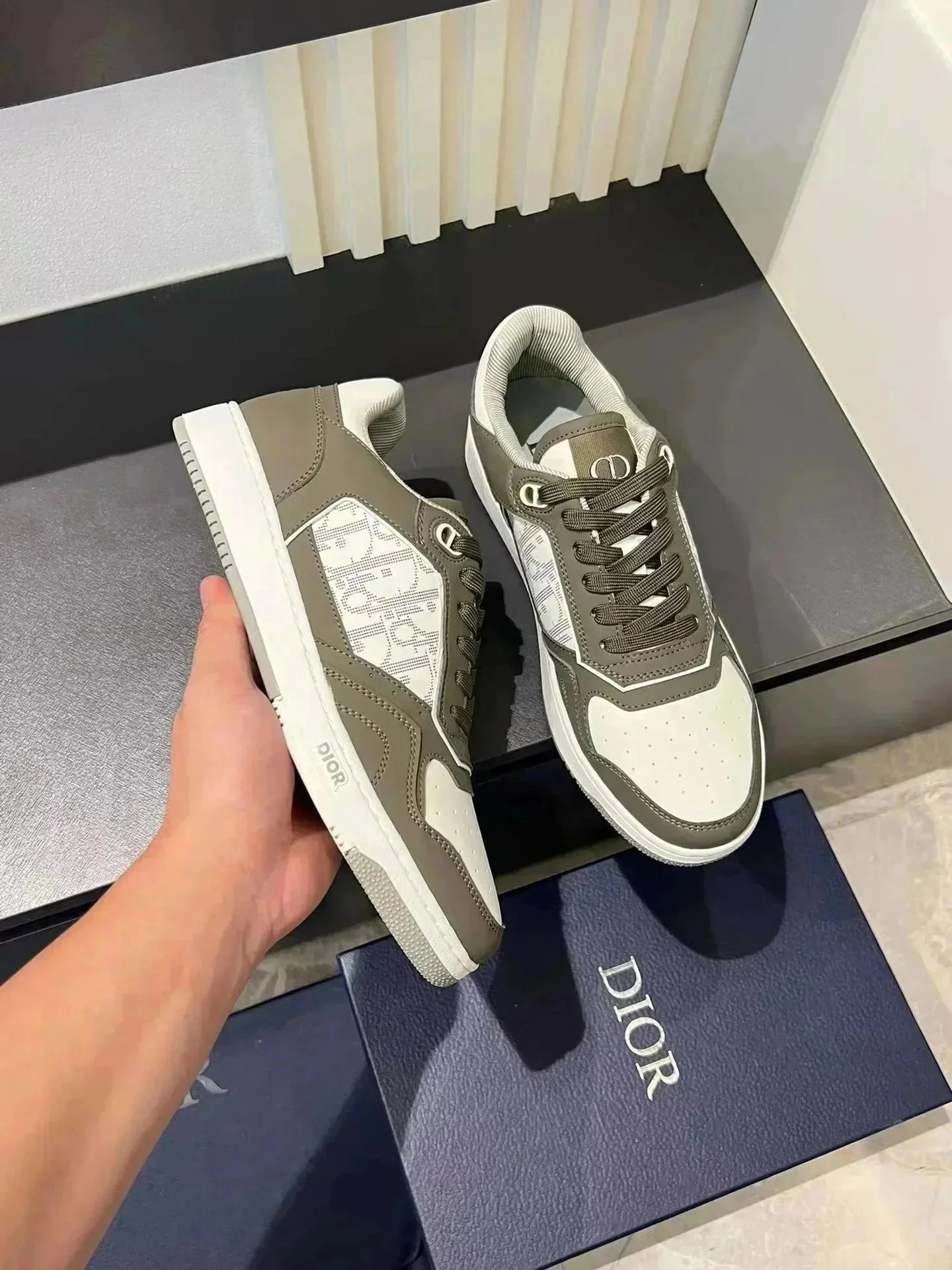 Dior Sneakers B22 chunky mesh — 40