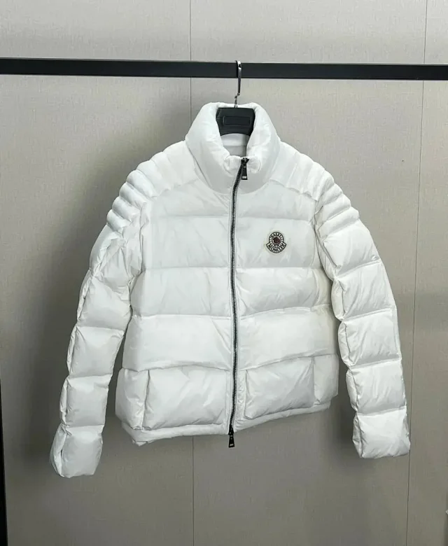 Moncler Down Jackets Puffer product detail image 14
