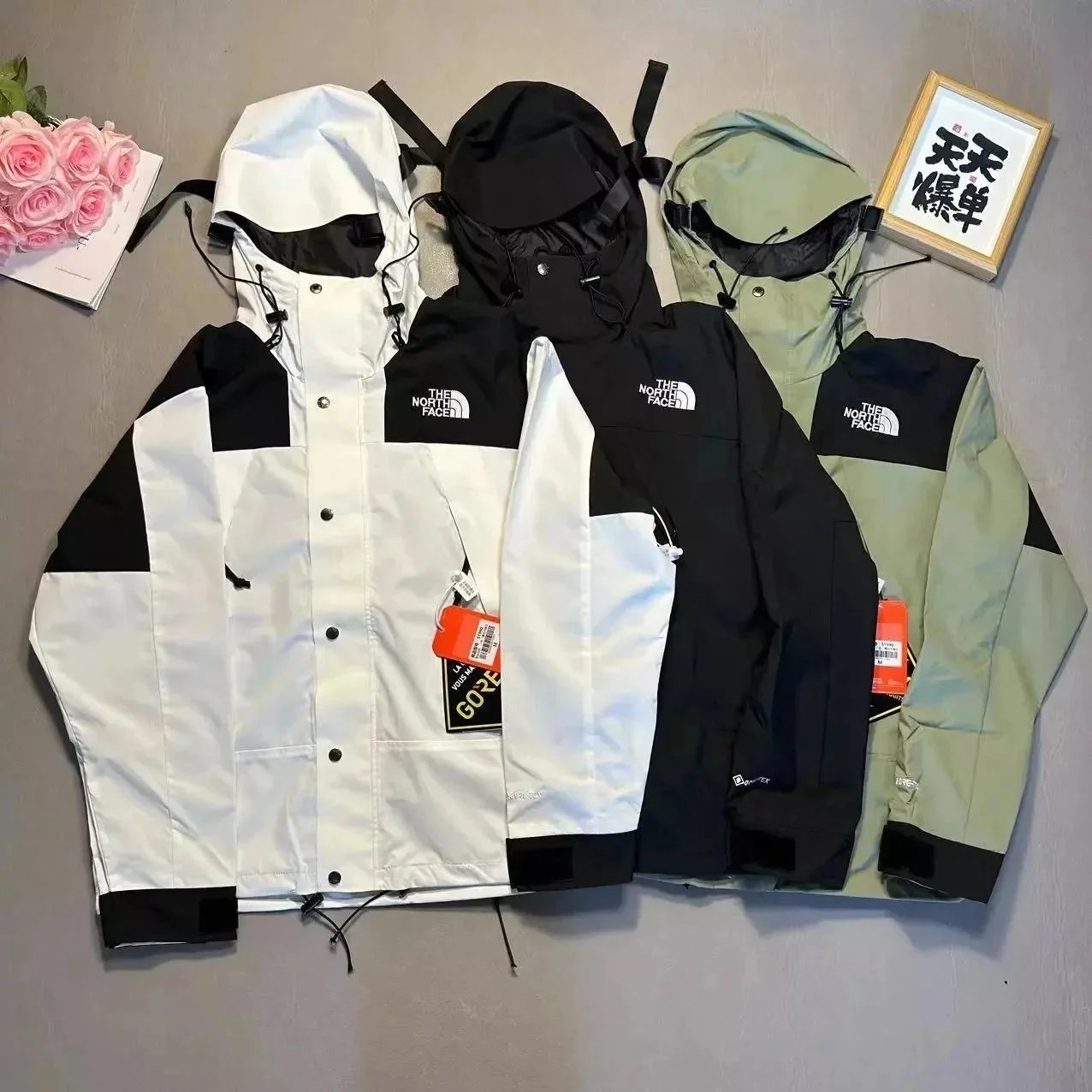 (Slight Imperfections, Clearance Sale) High-Quality Windproof & Waterproof The North Face 3-in-1 Jacket (Minor oxidation, some buttons missing, does not affect wearing)