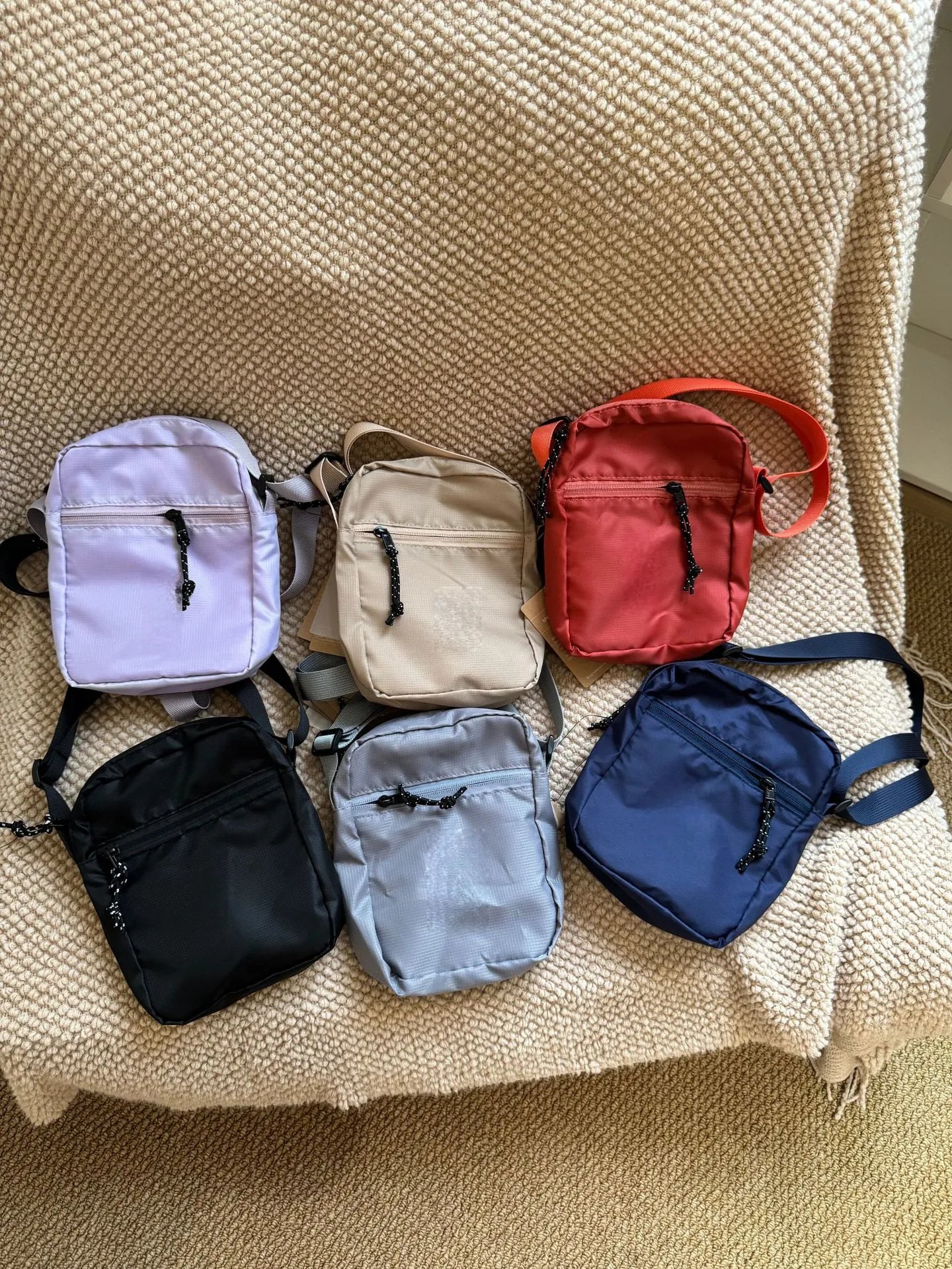 Outdoor Sports Waterproof Shoulder Bag photo 8