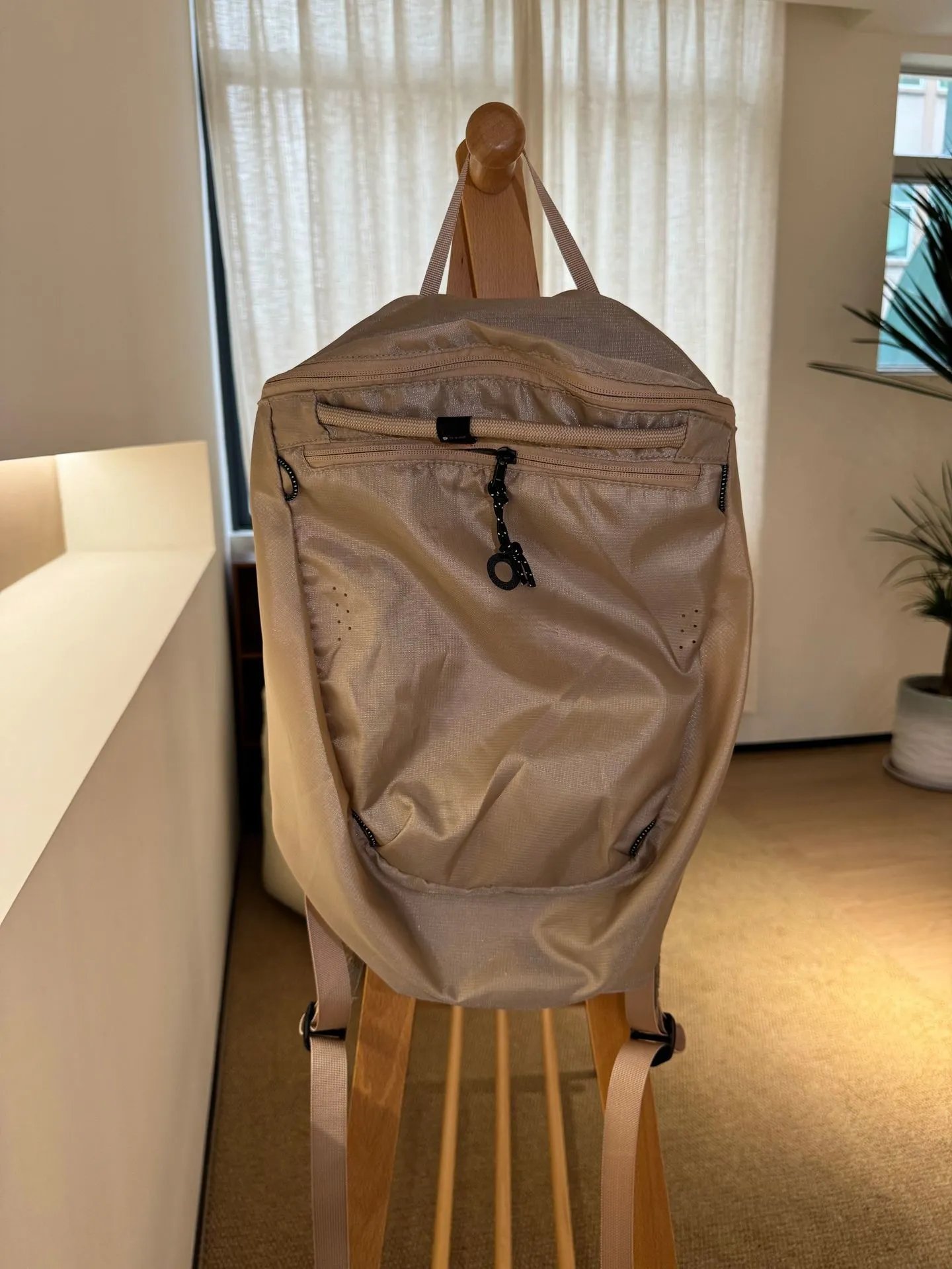 Lightweight Outdoor Hiking Backpack photo 5