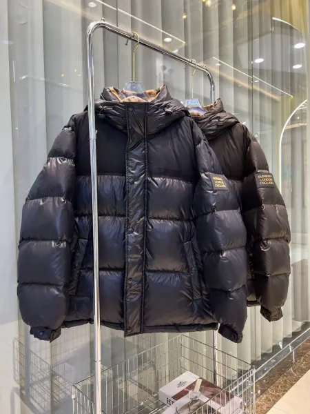 Burberry London England Down Jacket Black - 6