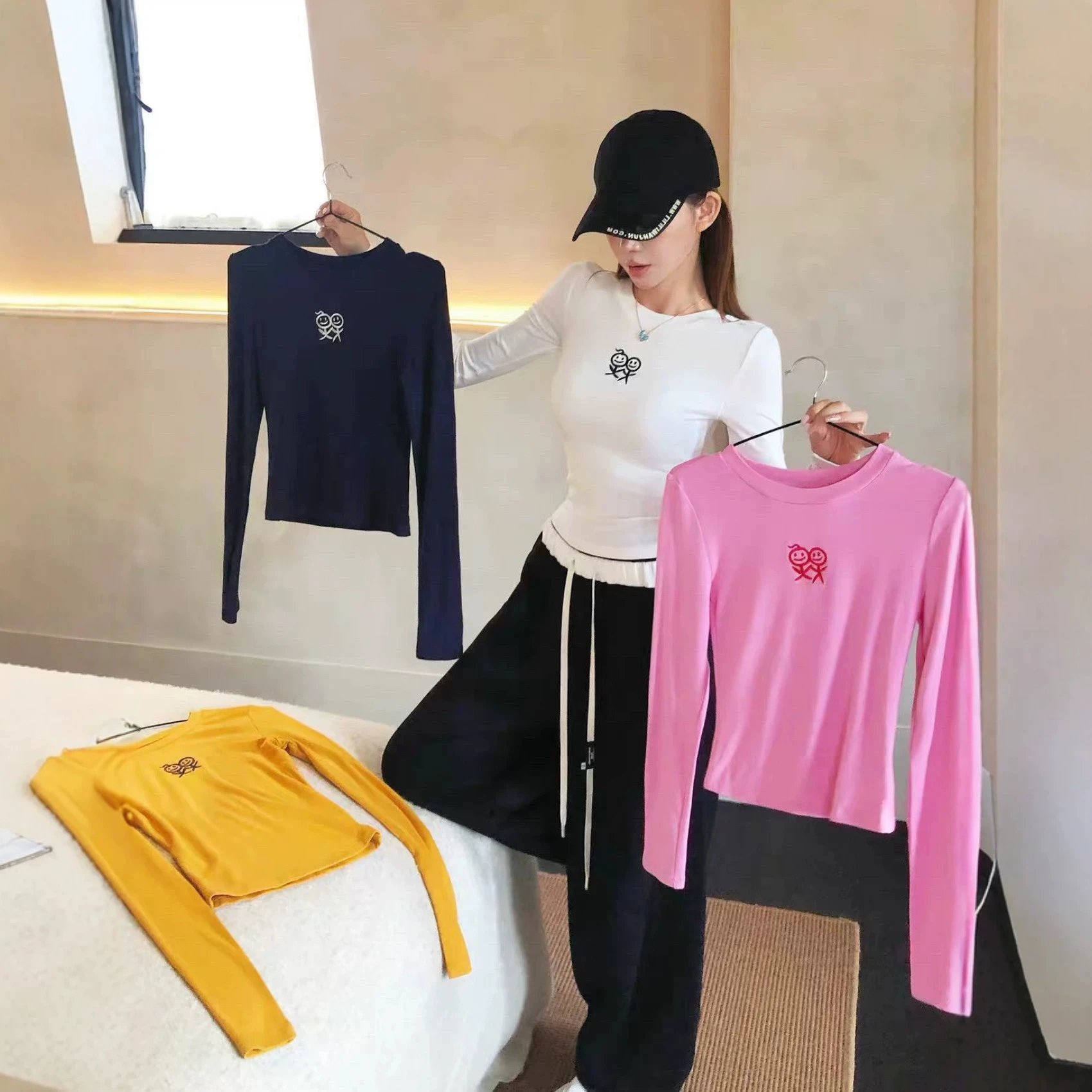 Cute Embroidered Long Sleeve White Casual T-Shirt