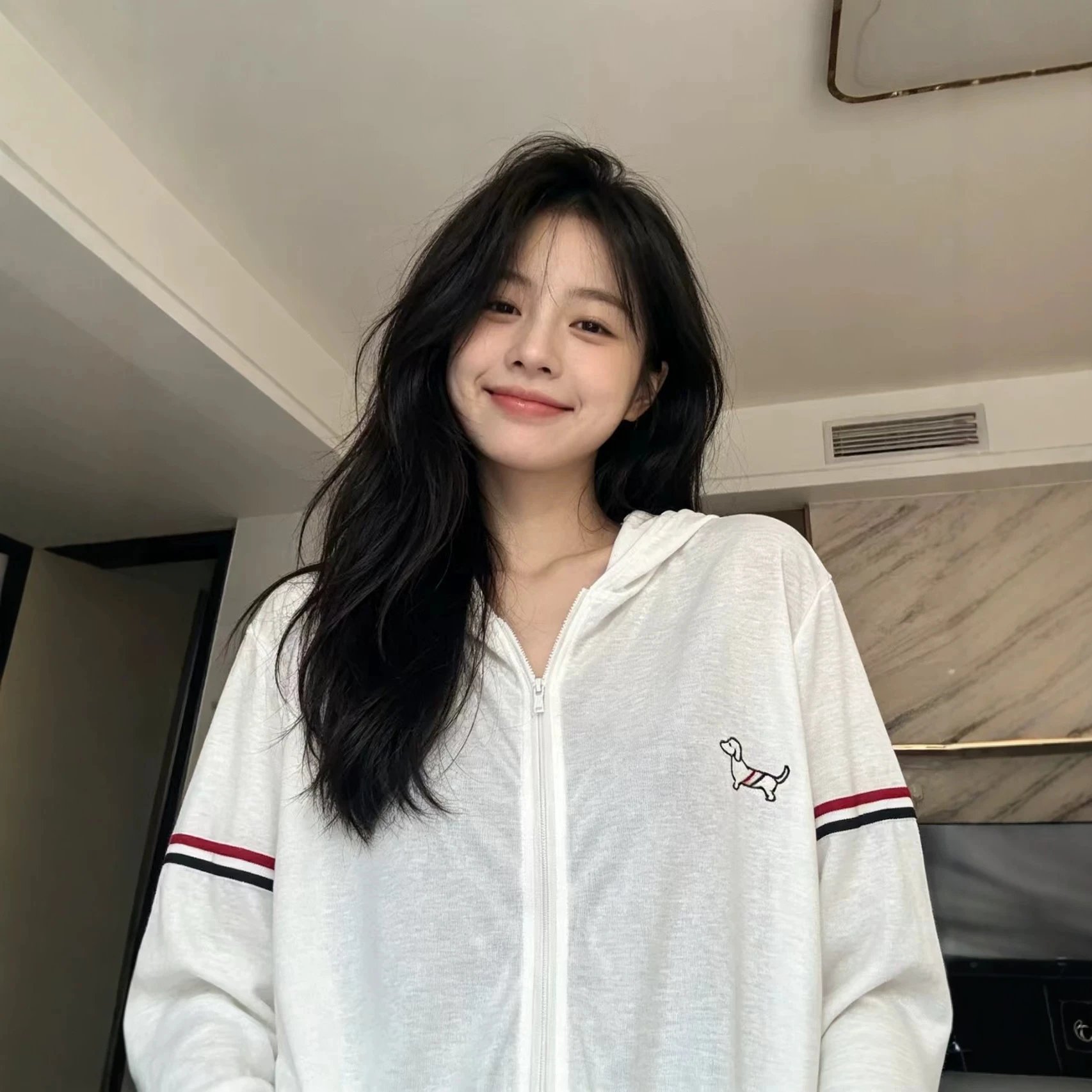 White Hooded Zip-Up Sweatshirt With Dog Embroidery Casual