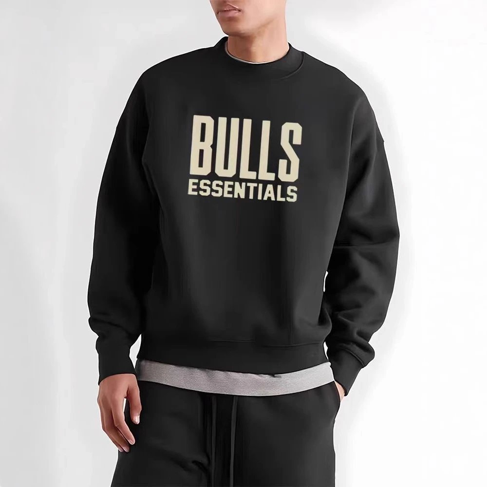Bulls Essentials Black Crewneck Sweatshirt