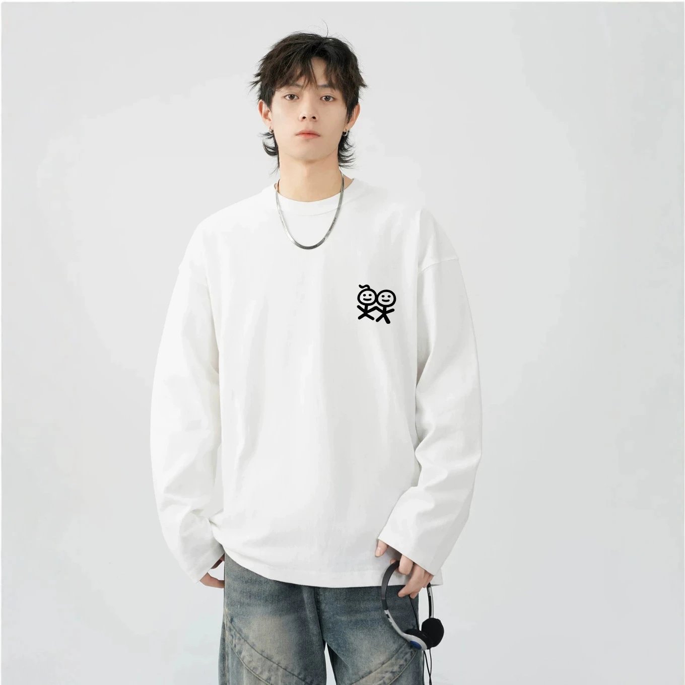 White Long Sleeve T-Shirt With Cartoon Print Casual Style