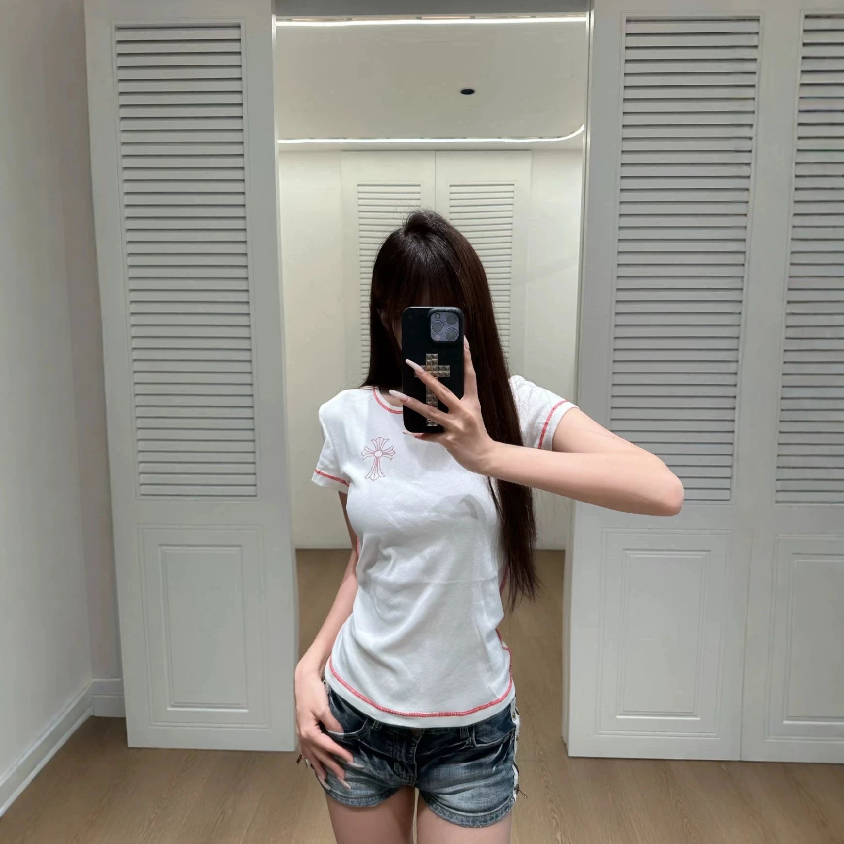 White Cross Print T-Shirt Red Trim Casual Style