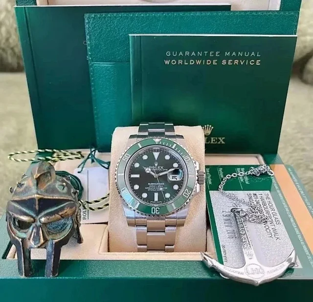 Rolex Watches Submariner Date diver watch product detail image 1